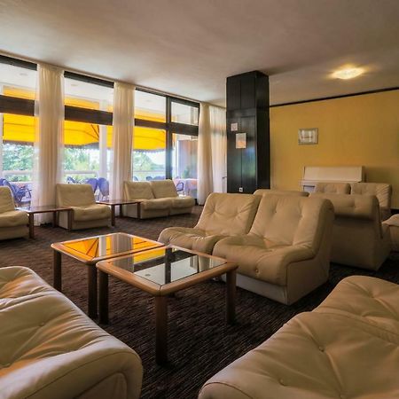 קריקווניצה Hotel International מראה חיצוני תמונה