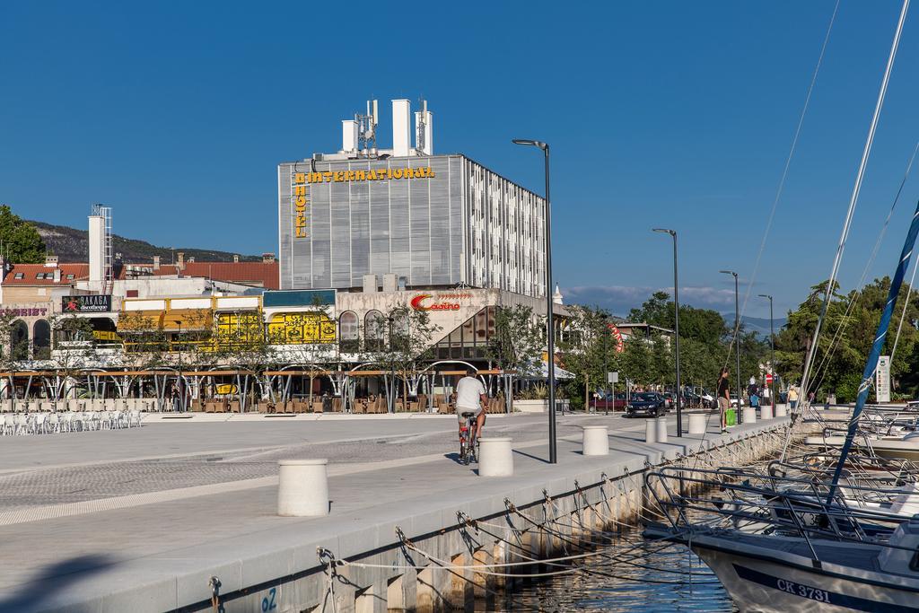 קריקווניצה Hotel International מראה חיצוני תמונה