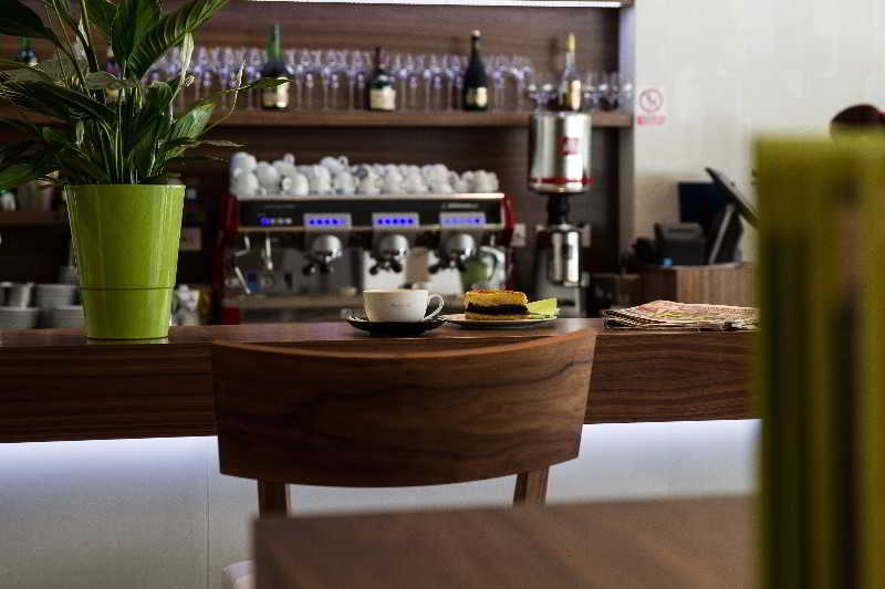קריקווניצה Hotel International מראה חיצוני תמונה