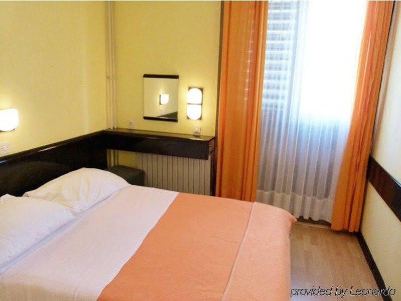 קריקווניצה Hotel International מראה חיצוני תמונה