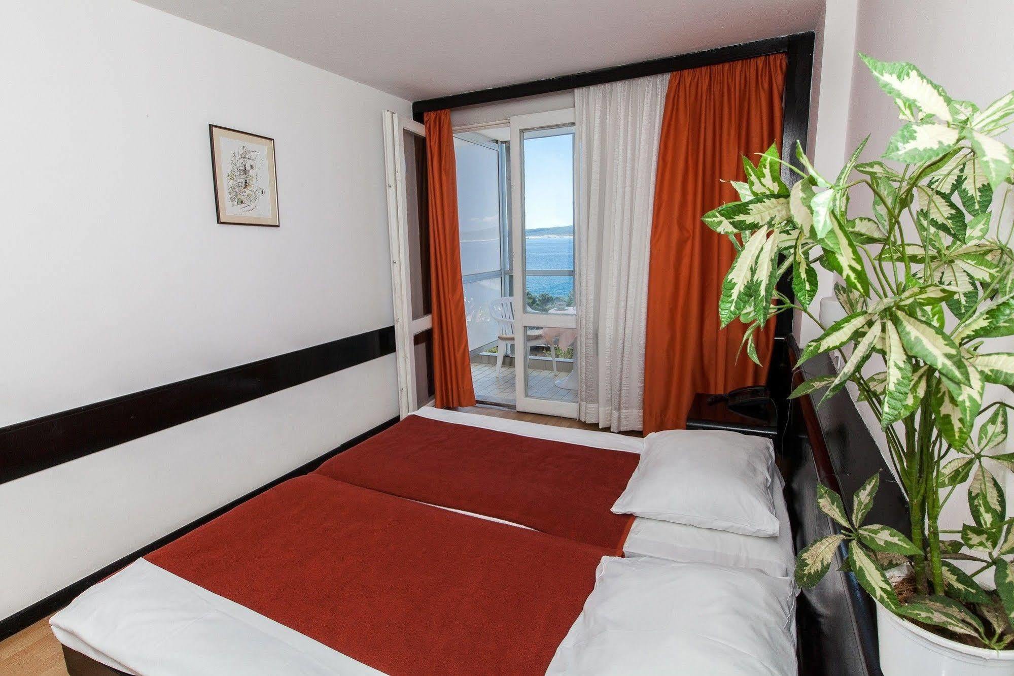 קריקווניצה Hotel International מראה חיצוני תמונה