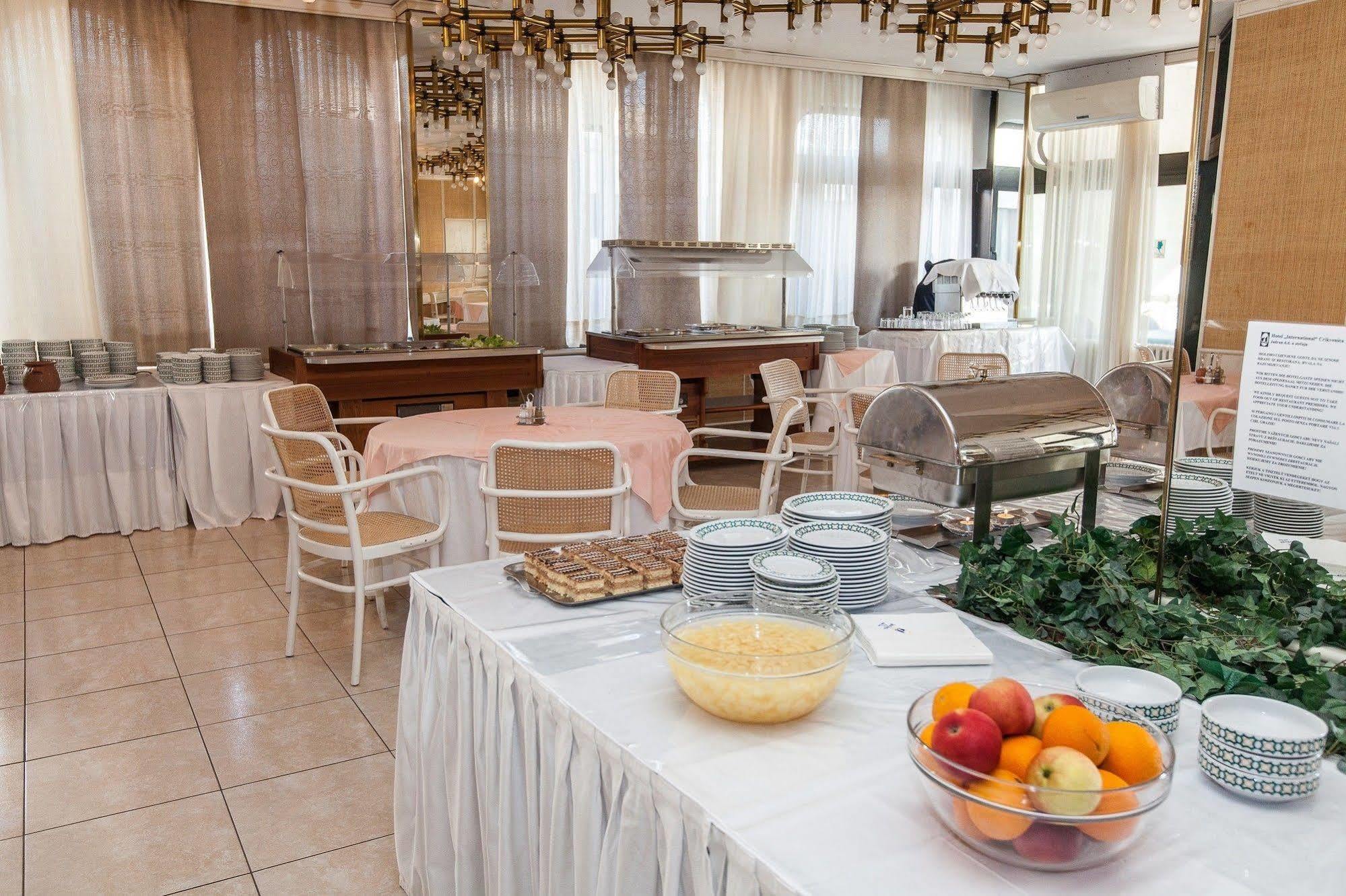 קריקווניצה Hotel International מראה חיצוני תמונה