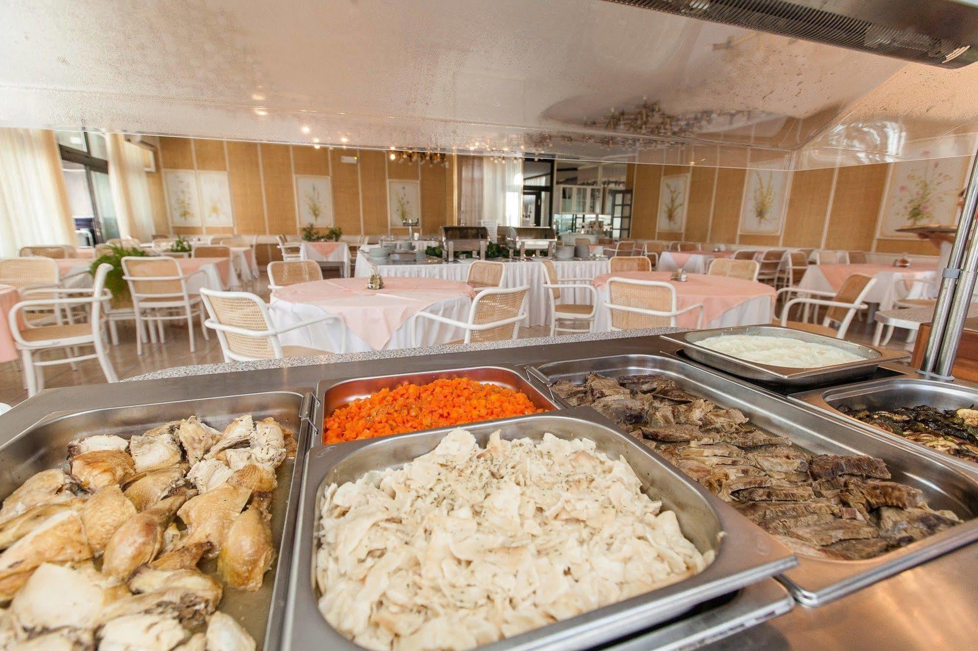 קריקווניצה Hotel International מראה חיצוני תמונה